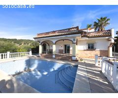 Villa en Venta en Viñuelas de Arriba, Málaga