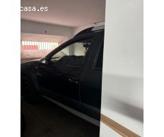SE VENDE COCHERA