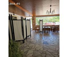 Chalet con negocio de hostelería en funcionamiento durante años.
