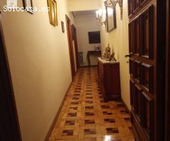 Se VENDE piso en edificio exclusivo de PLASENCIA.