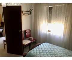 Se VENDE piso PARA REFORMAR en la zona centro de Malpartida de Cáceres