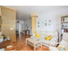 SE VENDE CASA EN PRIMERA LINEA DE MAR TORRE DE LA HORADADA