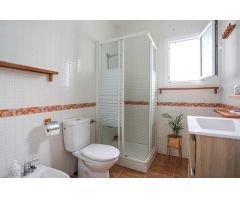 SE VENDE CASA EN PRIMERA LINEA DE MAR TORRE DE LA HORADADA