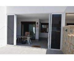 SE VENDE CASA EN ESQUINA EN TORRE DE LA HORADADA