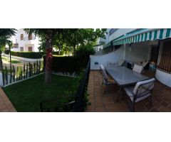 SE VENDE CHALET ADOSADO EN TORRE DE LA HORADADA