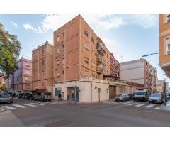 Local comercial en calle Doctor Francesc Bono, Alzira