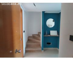 Dúplex-Ático de 4 dormitorios y 2 baños en Residencial Vesta, Grao de Gandia