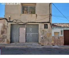 Casa PARA REFORMAR  de 2 alturas en carrer de La sang de Tavernes de la Valldigna
