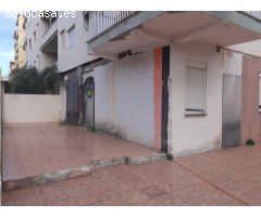 Amplio local comercial en la playa de Tavernes de la Valldigna