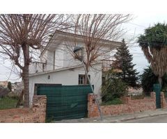 Casa independiente de 4 dormitorios en venta en Poblamar