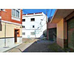 Solar de 145m2 con vivienda en Roquetes, Sant Pere de Ribes