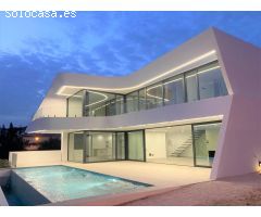 Moderna villa nueva, recién terminada por completo.
Esta villa está 