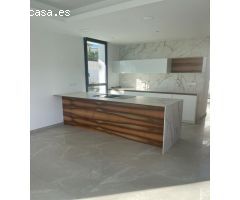 Construcción nueva: Preciosa villa de estilo moderno  de venta en Calp