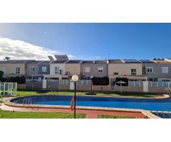 Duplex espacioso con garaje en Agua Nuevas Torrevieja