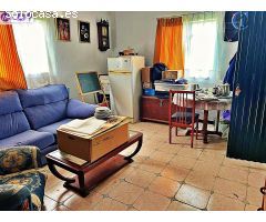Parcela con vivienda para reformar y piscina en el Fontanal (Chiclana)
