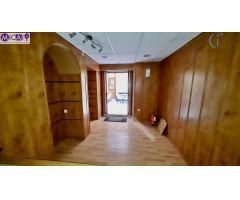 Se vende local comercial en pleno centro de Cádiz
