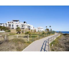 PRECIOSO APARTAMENTO EN PRIMERA LINEA DE PLAYA
