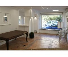 Local comercial con posibiliadad de hacer cambio de uso!!