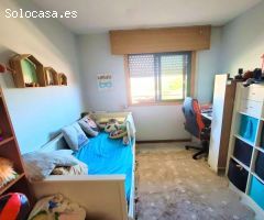 Oportunidad de Inversión en Sabinillas: Apartamento de 3 Dormitorios a Pocos Pasos de la Playa