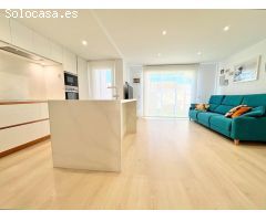 Vivienda Luminoso y Moderna en Urbanización Privada