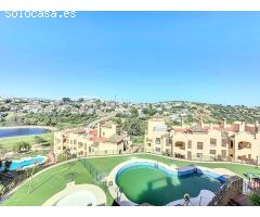 Exclusivo Apartamento de 3 Dormitorios en Urbanización Santa María, Estepona