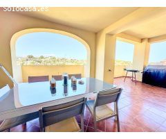 Exclusivo Apartamento de 3 Dormitorios en Urbanización Santa María, Estepona