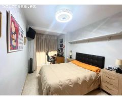 ¡Gran oportunidad a solo 5 minutos a pie del Puerto Deportivo y la playa de Estepona!