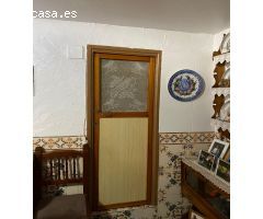 CASA EN VENTA DE DOS PLANTAS EN YESTE