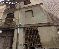 LOCAL-CASA DE DOS PLANTAS PARA ALQUILAR EN ZONA CENTRO