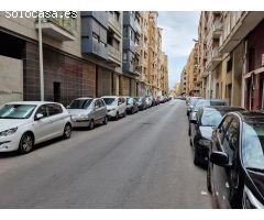 LOCAL EN ZONA PISCINAS PARA ALQUILAR Ó VENDER