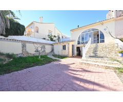 Casa en Venta en Orihuela Costa, Alicante