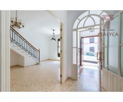 Casa en calle Juan Carlos I, Aznalcázar