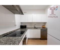 Casa con piscina y licencia turística en Camas