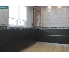 Planta baja en Venta en Santiago de Compostela, A Coruña