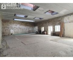 Local céntrico en venta en Padrón