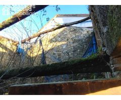 Casita de piedra con pequeña finca, para rehabilitar.