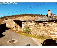 CASA DE PIEDRA en Santiago, para REHABILITAR, con finca de 2.000 m2