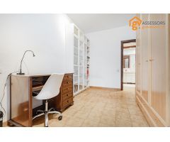 ESPECTACULAR PISO DE 105M², CON 4 HAB Y 2 BAÑOS.