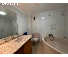 Amplio piso en venta en Requena