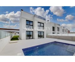 Villa en Venta en Mutxamel, Alicante