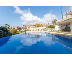 Exclusiva Villa en Primera Línea de Mar en Cabo Huertas