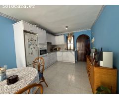Bonita Vivienda con Amplia Terraza en el Corazón de Corralejo