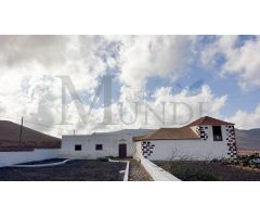 ¡Descubre una Hacienda Única en Tetir, Fuerteventura!