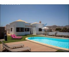 Chalet en venta en La Oliva