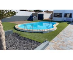 Chalet en venta en La Oliva