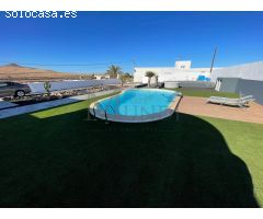 Chalet en venta en La Oliva
