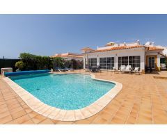 VILLA ZONA GOLF CLUB CALETA DE FUSTE