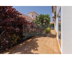 VILLA ZONA GOLF CLUB CALETA DE FUSTE