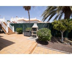 VILLA ZONA GOLF CLUB CALETA DE FUSTE