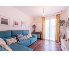 Chalet adosado en venta en calle Perdiz